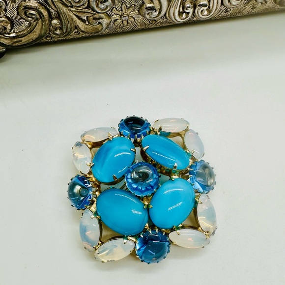 Vintage Blue Rhinestone Brooch - Picture 7 of 14